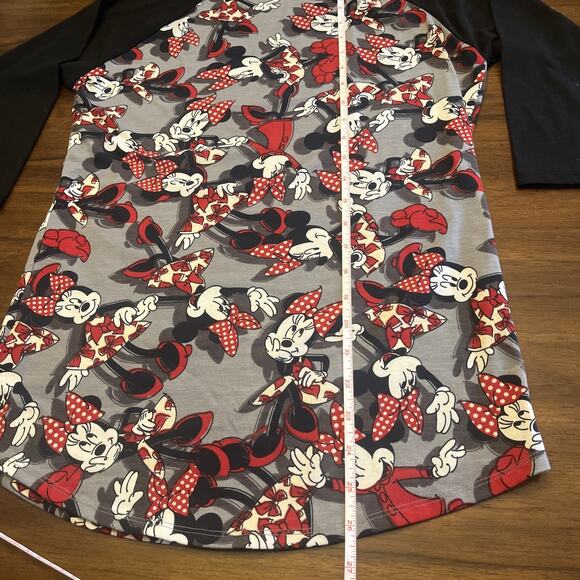 LuLaRoe Disney Womens Size XS Minnie Mouse Raglan Randy T-Shirt Black Red Artsy - Picture 7 of 8
